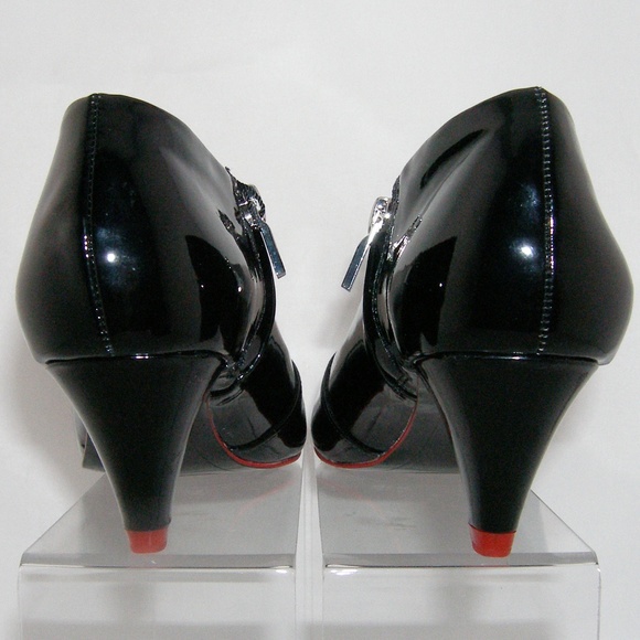 Zara Woman black pointed man made zip booties 6 - Picture 8 of 8